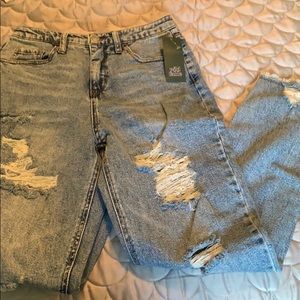 Wild Fable high rise mom distressed jeans sz 4